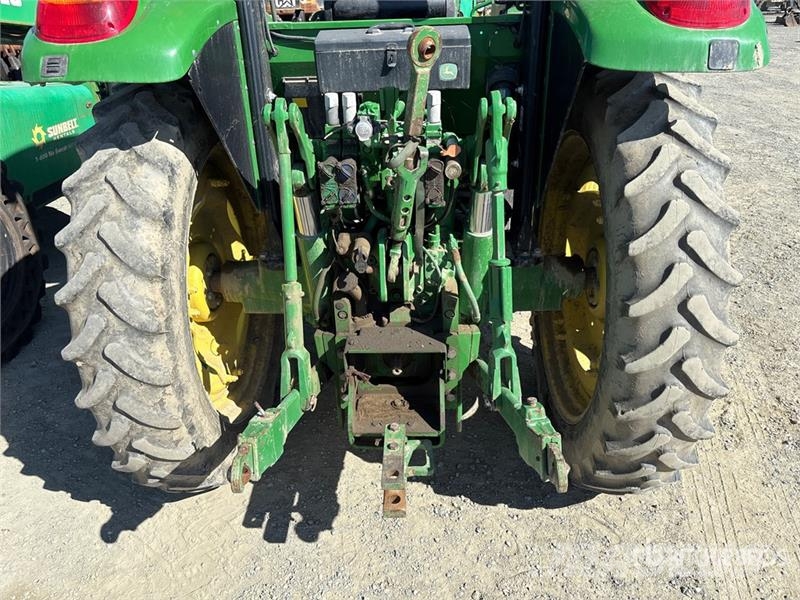 John Deere 6130M 트랙터