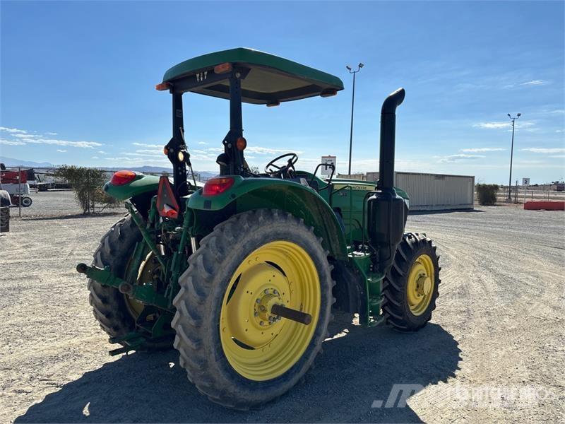 John Deere 6130M 트랙터