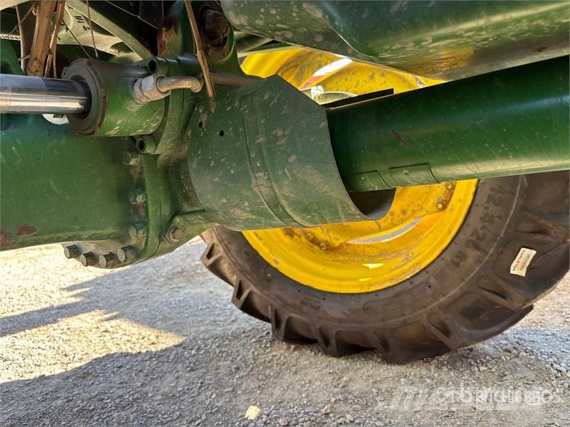 John Deere 6130M 트랙터
