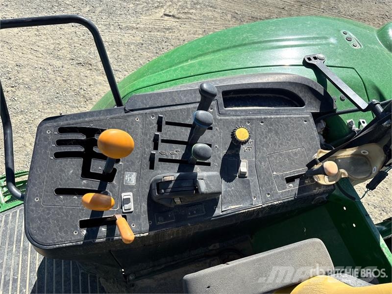 John Deere 6130M 트랙터