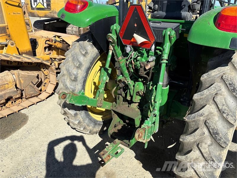 John Deere 6130M 트랙터