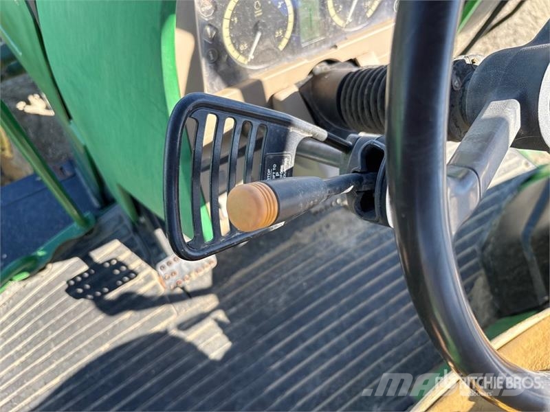 John Deere 6130M 트랙터