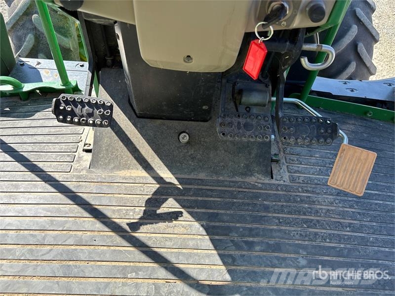 John Deere 6130M 트랙터
