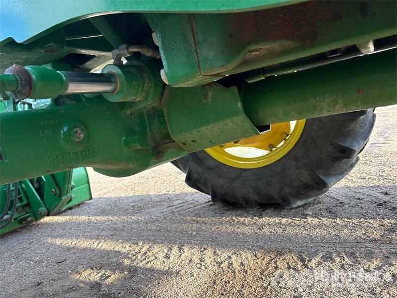 John Deere 6140D Traktoren