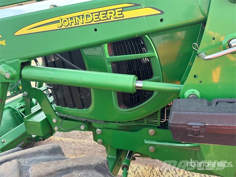 John Deere 6140D Traktoren