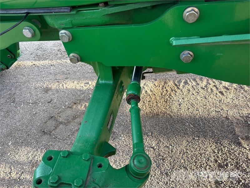 John Deere 6140D Traktoren