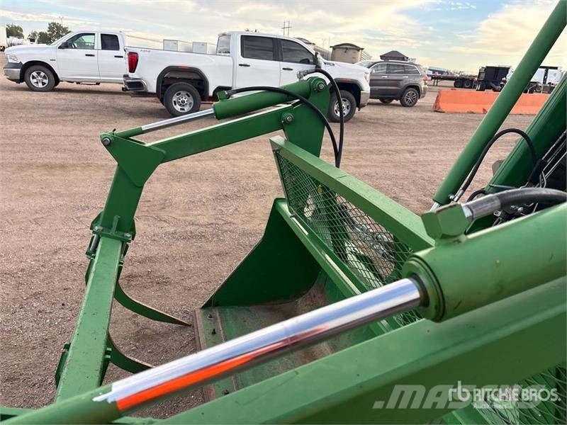 John Deere 6140D Traktoren