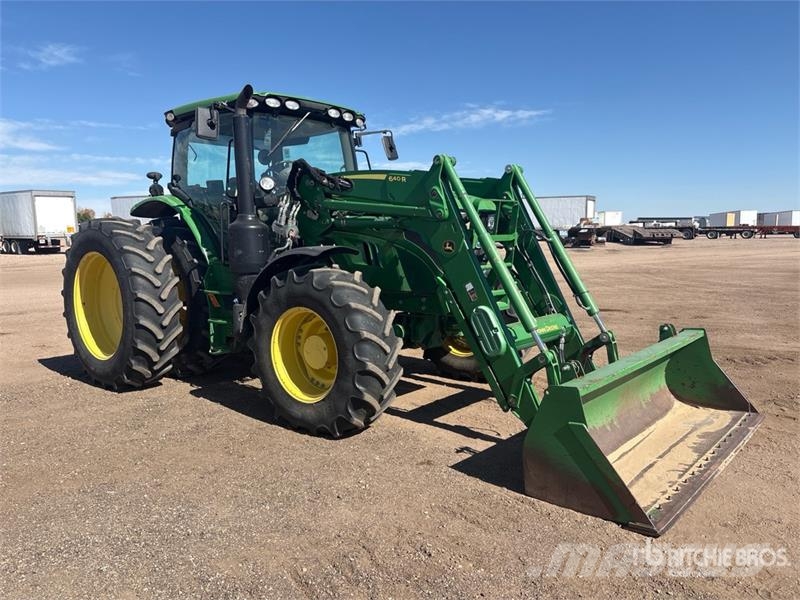 John Deere 6155R 4WD Tractor Traktorji