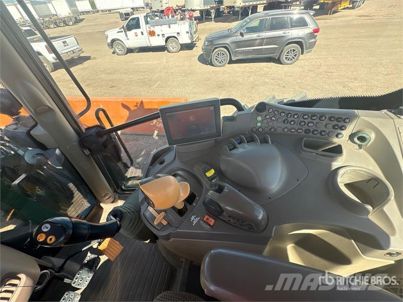 John Deere 6155R 4WD Tractor Traktorji