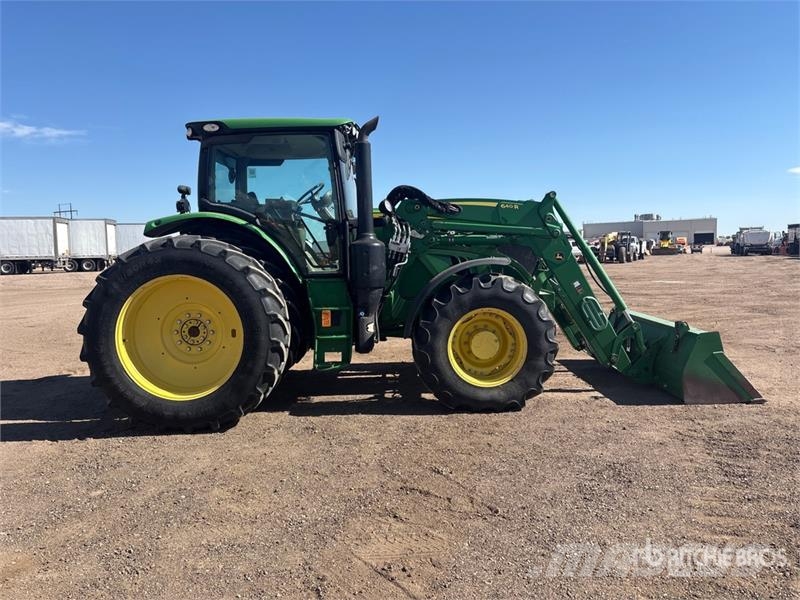 John Deere 6155R 4WD Tractor Traktorji