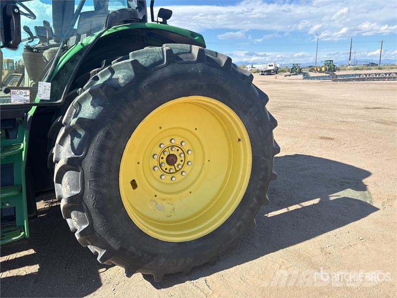 John Deere 6155R 4WD Tractor Traktorji