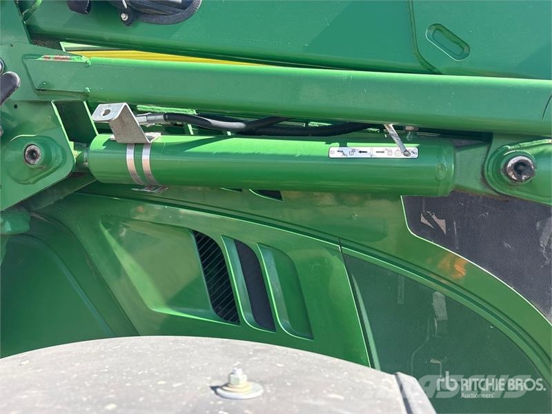 John Deere 6155R 4WD Tractor Traktorji