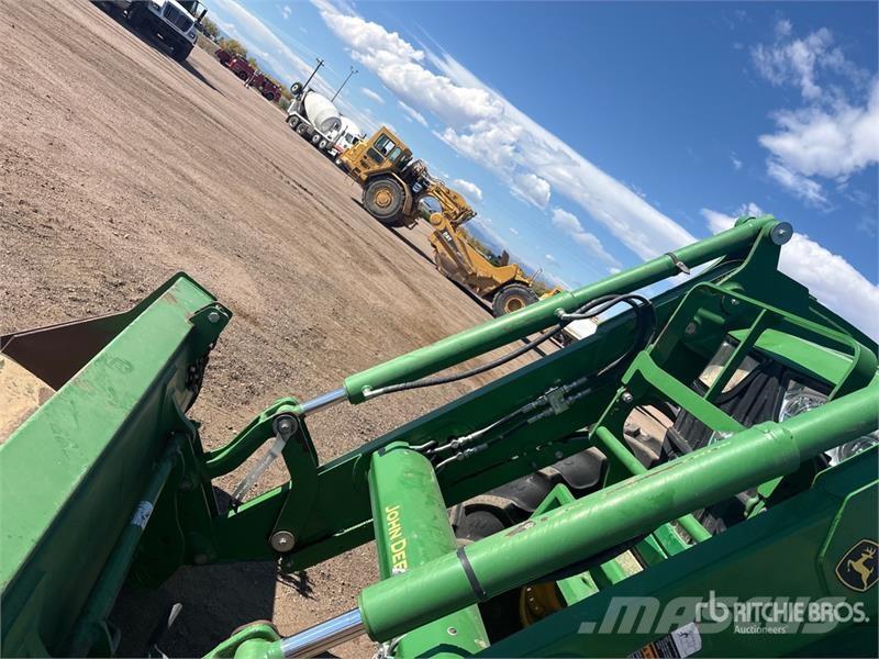 John Deere 6155R 4WD Tractor Traktorji