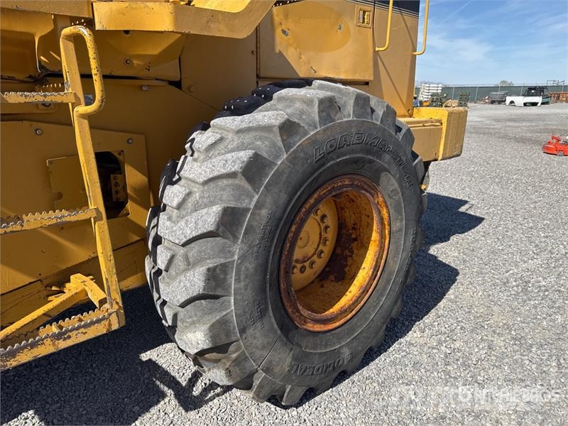 John Deere 624G Wheel Loader Kolesni nakladalci