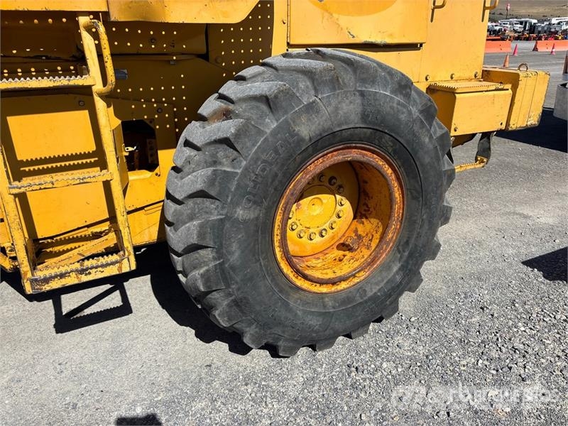 John Deere 624G Wheel Loader Kolesni nakladalci