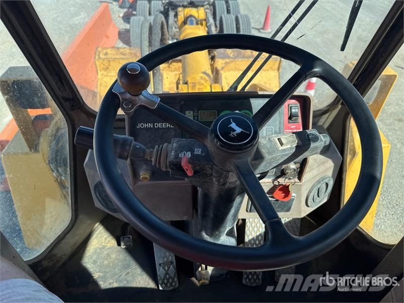 John Deere 624G Wheel Loader Kolesni nakladalci