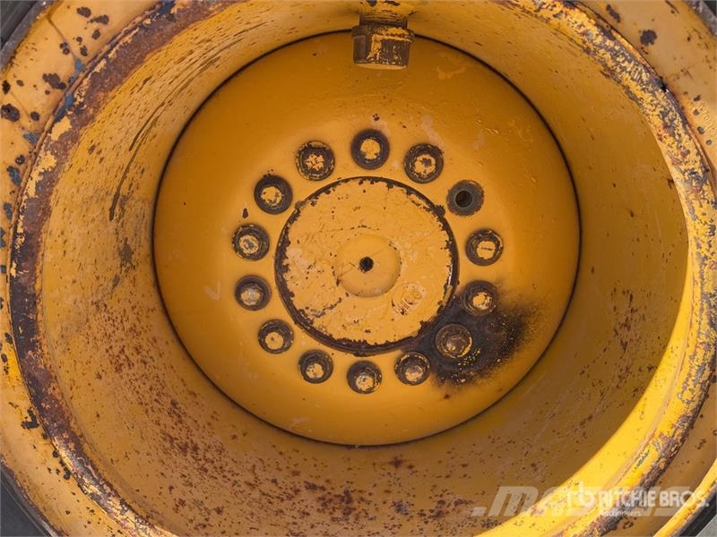 John Deere 624G Wheel Loader Kolesni nakladalci