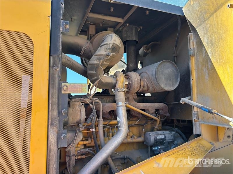 John Deere 624J Wheel Loader Utovarivači na točkove