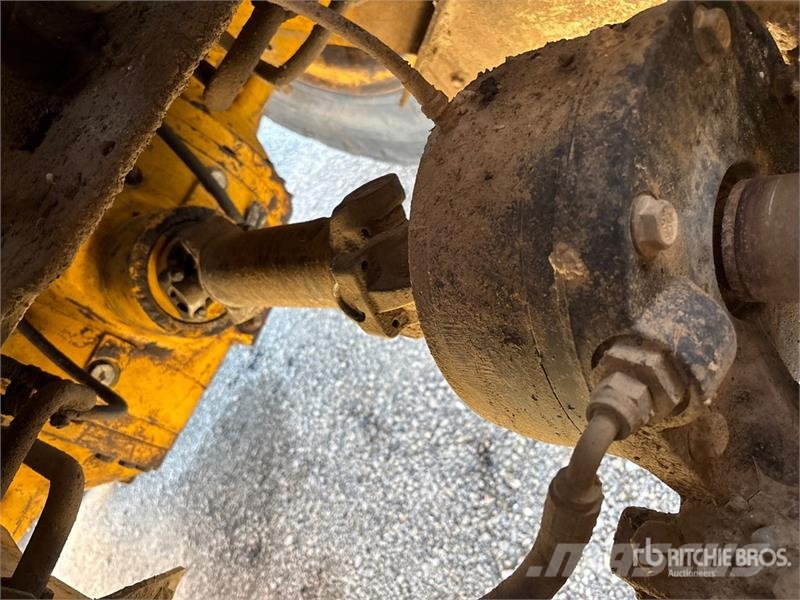 John Deere 624J Wheel Loader Utovarivači na točkove