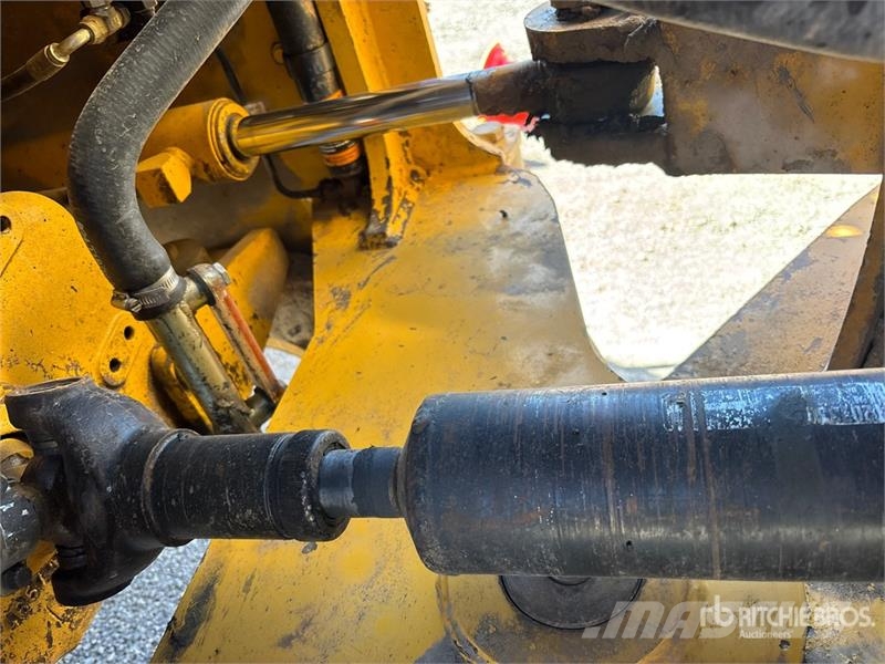 John Deere 624J Wheel Loader Utovarivači na točkove