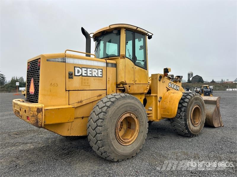 John Deere 644H Wheel loaders