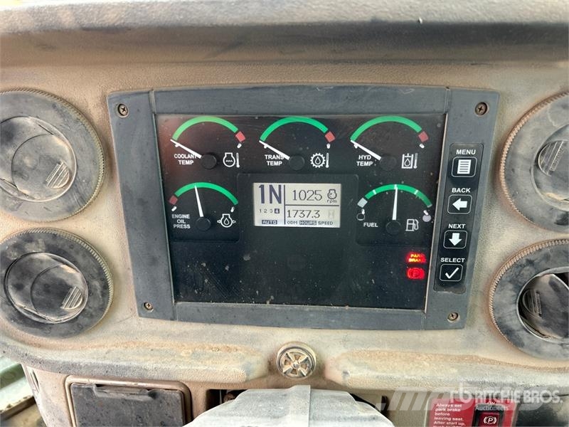 John Deere 644J Фронтальні навантажувачі