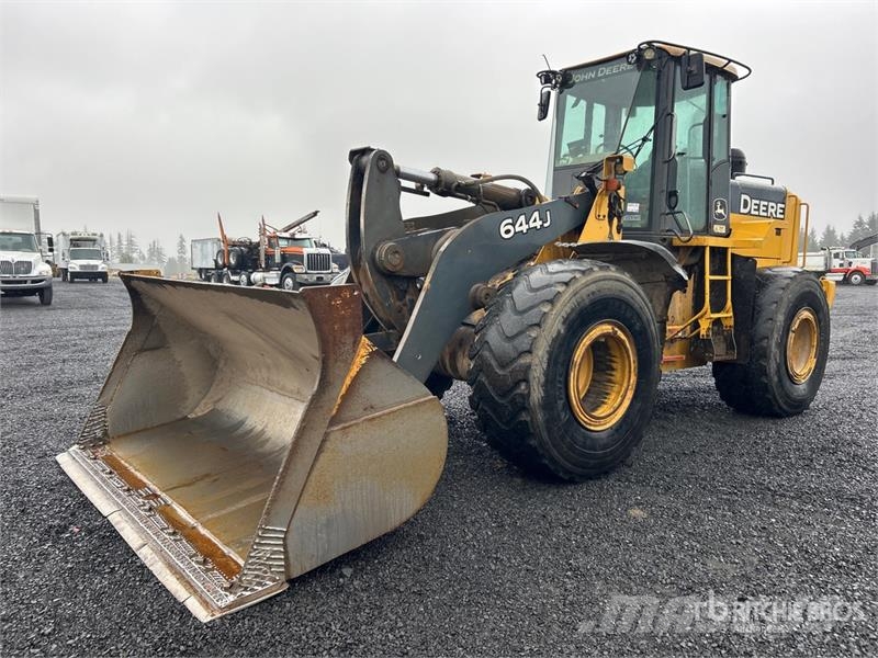 John Deere 644J Фронтальні навантажувачі