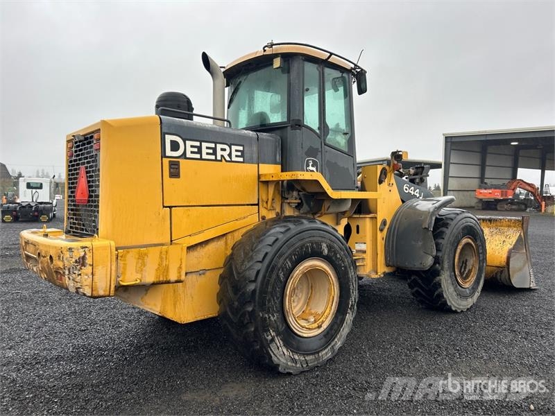 John Deere 644J Фронтальні навантажувачі