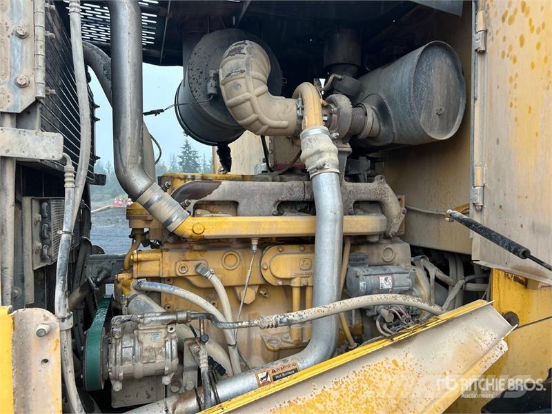 John Deere 644J Фронтальні навантажувачі