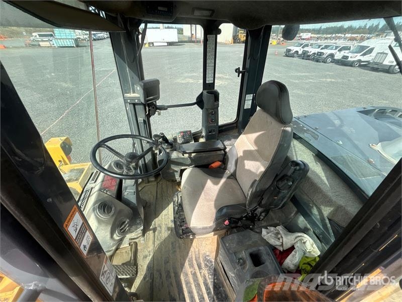 John Deere 644K Wheel Loader لوادر بعجل