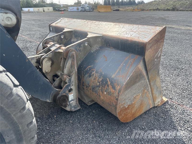 John Deere 644K Wheel Loader لوادر بعجل