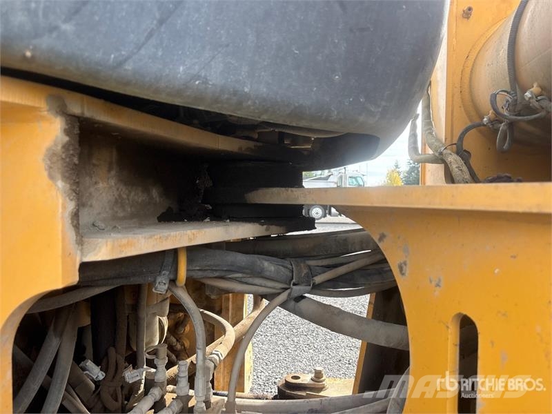 John Deere 644K Wheel Loader لوادر بعجل