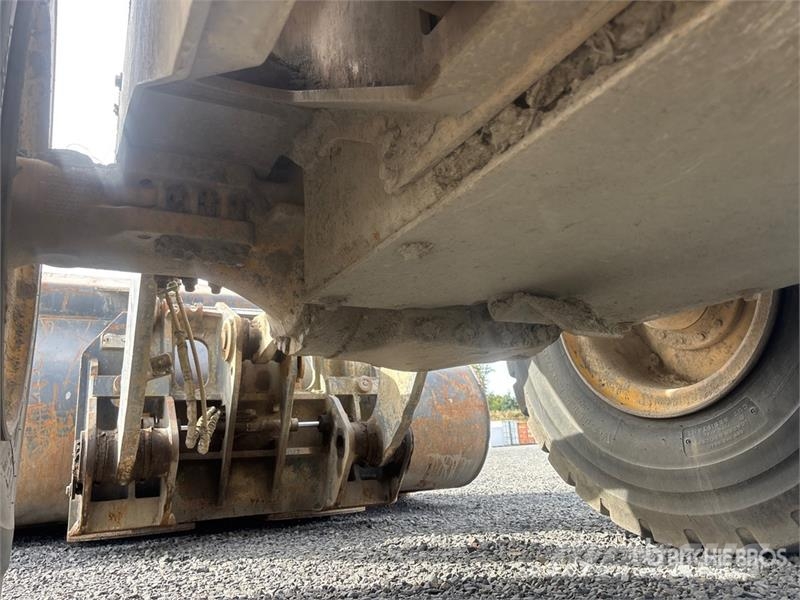 John Deere 644K Wheel Loader لوادر بعجل
