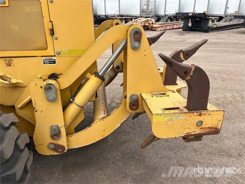 John Deere 672D Motoniveladoras
