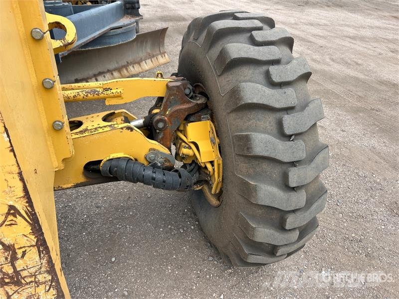 John Deere 672D Motoniveladoras
