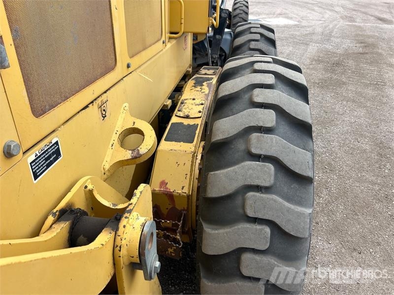 John Deere 672D Motoniveladoras