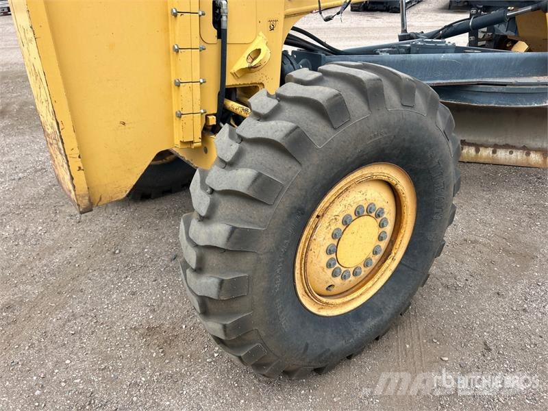 John Deere 672D Motoniveladoras