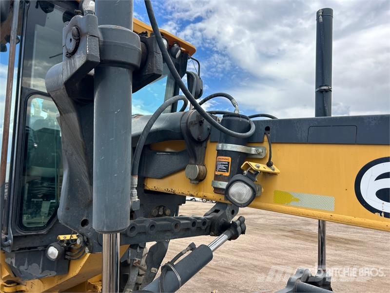 John Deere 672D Motoniveladoras