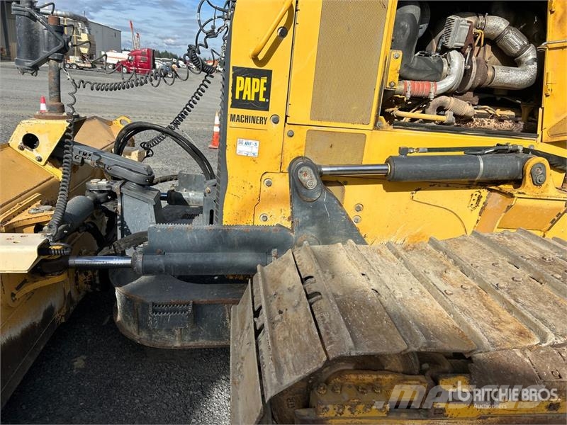 John Deere 700K LGP Crawler dozers