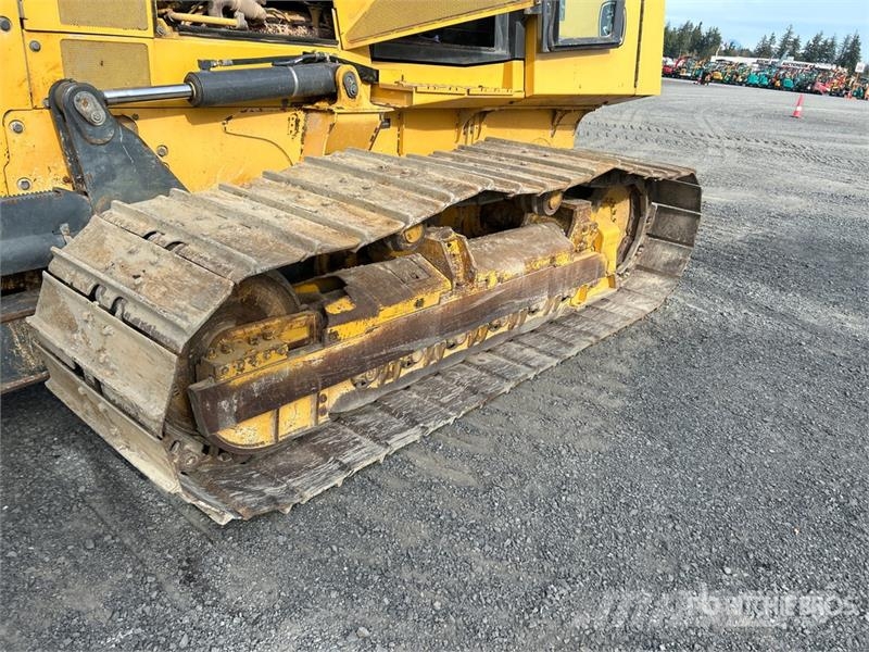 John Deere 700K LGP Crawler dozers
