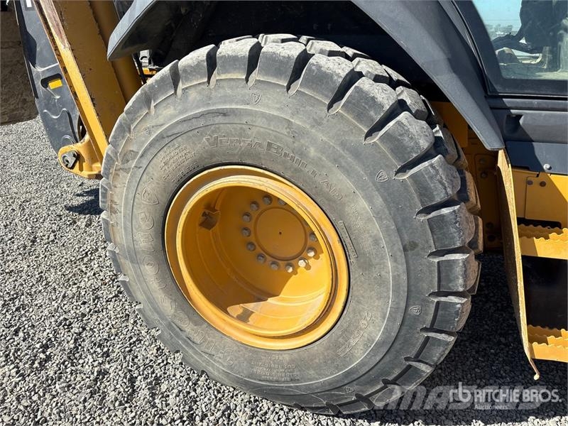 John Deere 710L 4x4 Backhoe Loader バックホーローダー