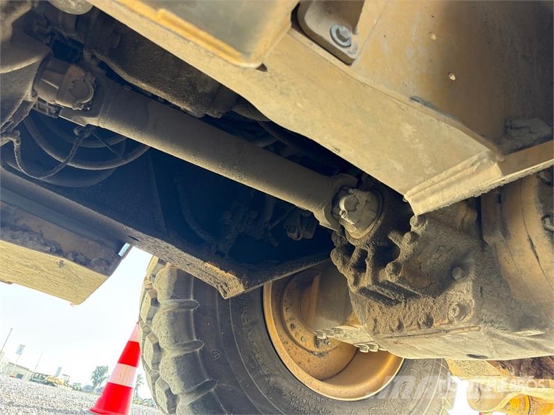 John Deere 710L 4x4 Backhoe Loader バックホーローダー