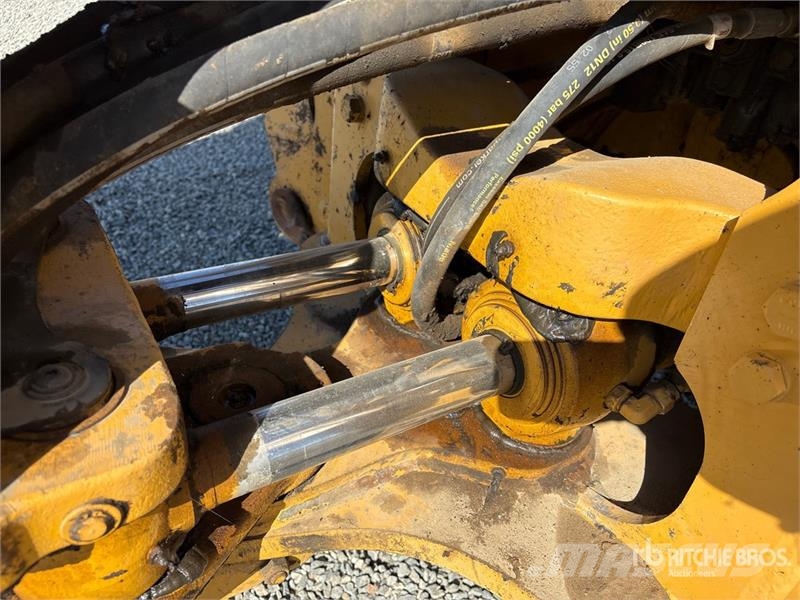John Deere 710L 4x4 Backhoe Loader バックホーローダー