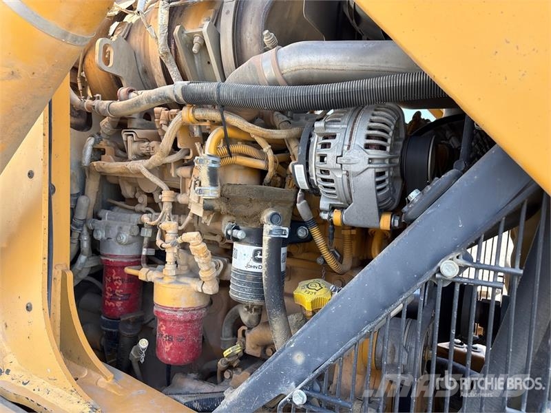 John Deere 710L 4x4 Backhoe Loader バックホーローダー