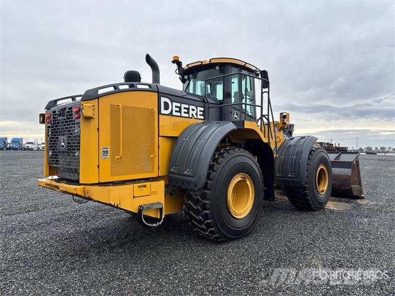 John Deere 744K Wheel Loader Kolesové nakladače