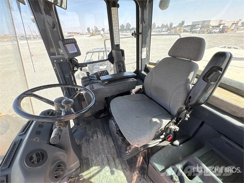 John Deere 744K Wheel Loader Utovarivači na kotačima