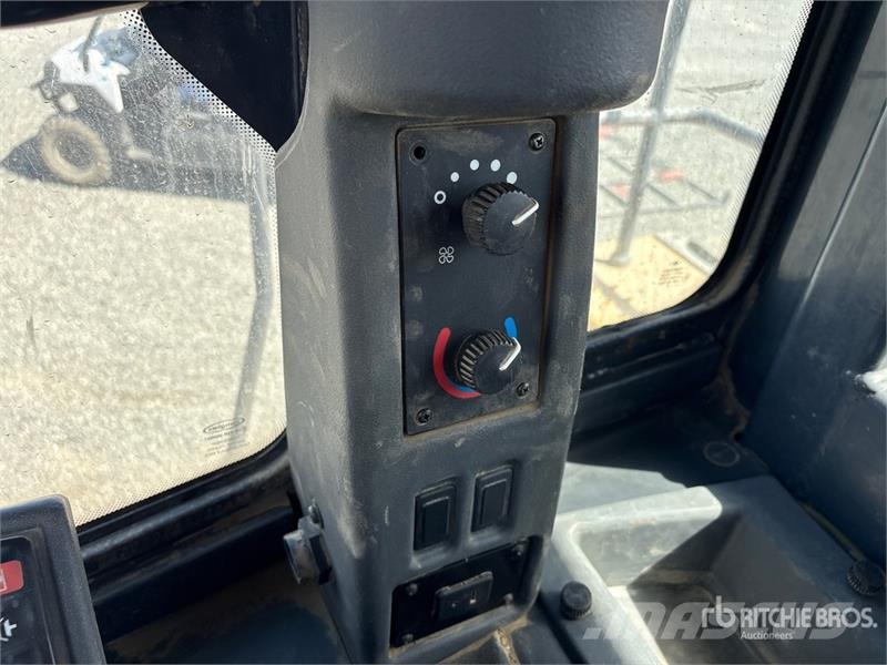 John Deere 744K Wheel Loader Utovarivači na kotačima