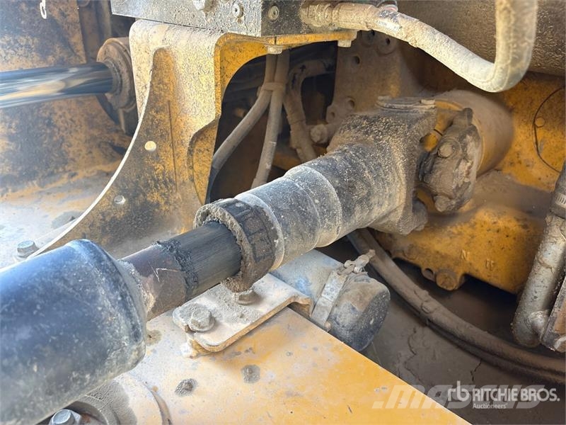 John Deere 744K Wheel Loader Utovarivači na kotačima