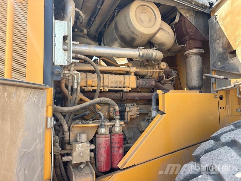 John Deere 744K Wheel Loader Utovarivači na kotačima