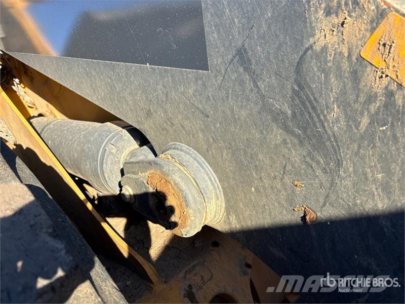 John Deere 744L Wheel Loader Utovarivači na točkove